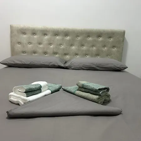 Bed & Breakfast Old Street 2 Tirana